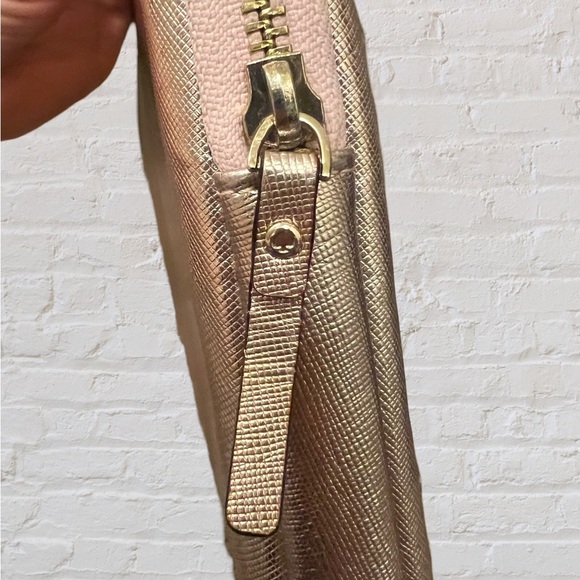 Kate Spade Metallic Laptop Sleeve - Picture 4 of 8